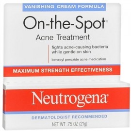 Neutrogena En el terreno del tratamiento del acné de fuga Cream Fórmula 075 oz (Pack de 2)